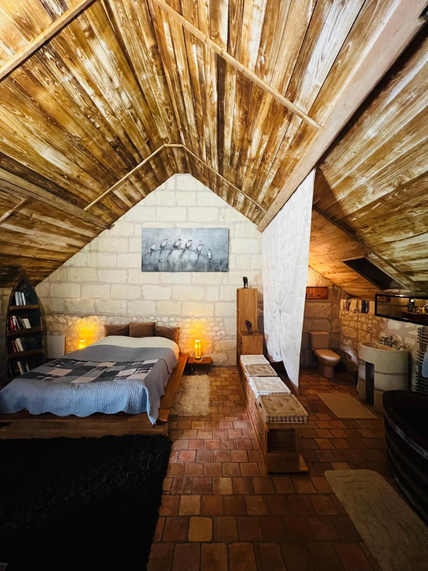 Chateau De La Thibaudiere - Chambre Du Tonneau Allonnes  ภายนอก รูปภาพ